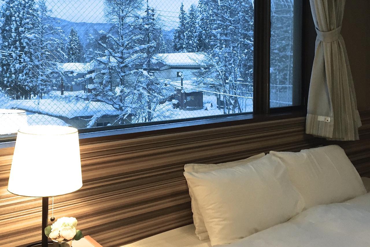 Hakuba Landmark Iwatake Lodge Exterior foto